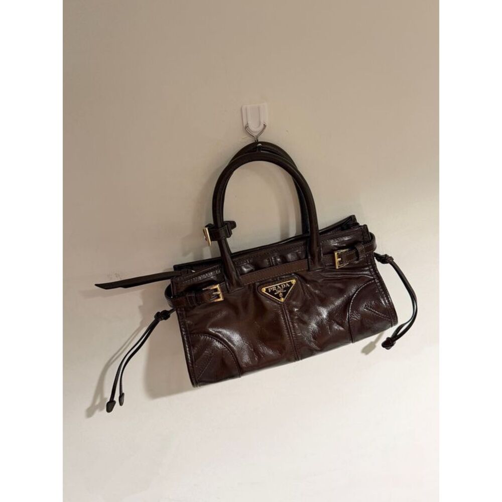 Prada Women Pre-Loved Bag Very Good Condition - Picture 3 of 5